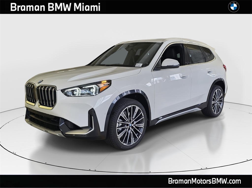 2026 BMW X1 28i's photo