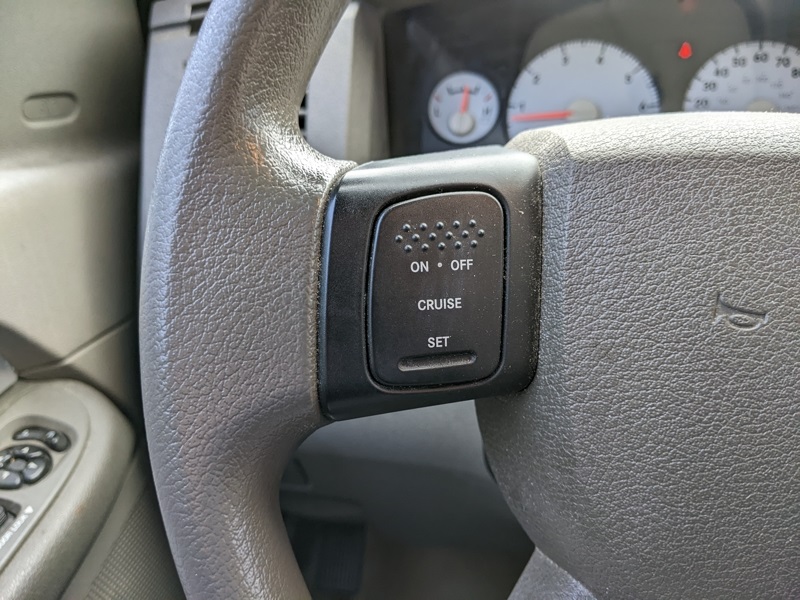 2008 Dodge Ram SLT photo 11