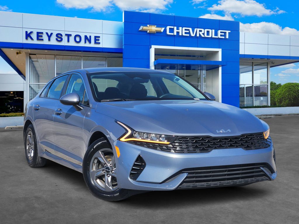 2023 Kia K5 LXS's photo