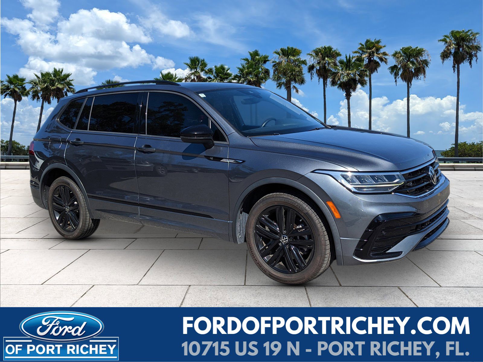 2022 Volkswagen Tiguan SE R-LINE BLACK