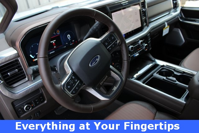 2025 Ford F-350 King Ranch photo 2