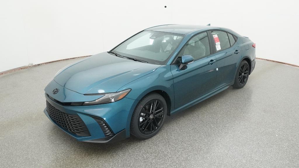 2026 Toyota Camry SE's photo