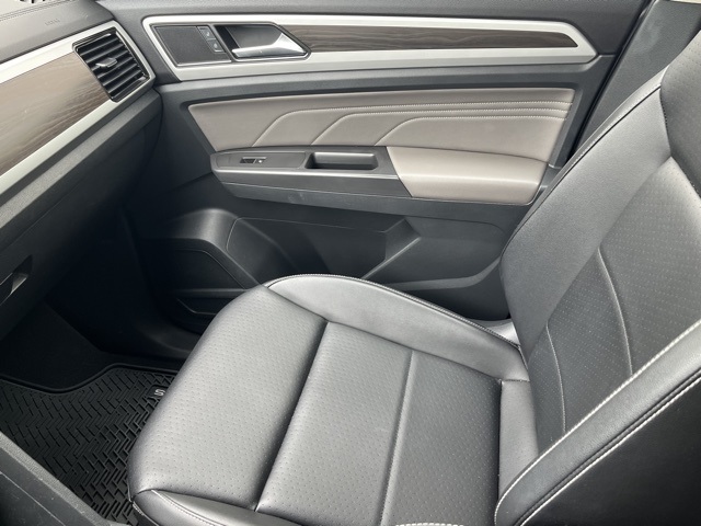 2022 Volkswagen Atlas SE Technology photo 39