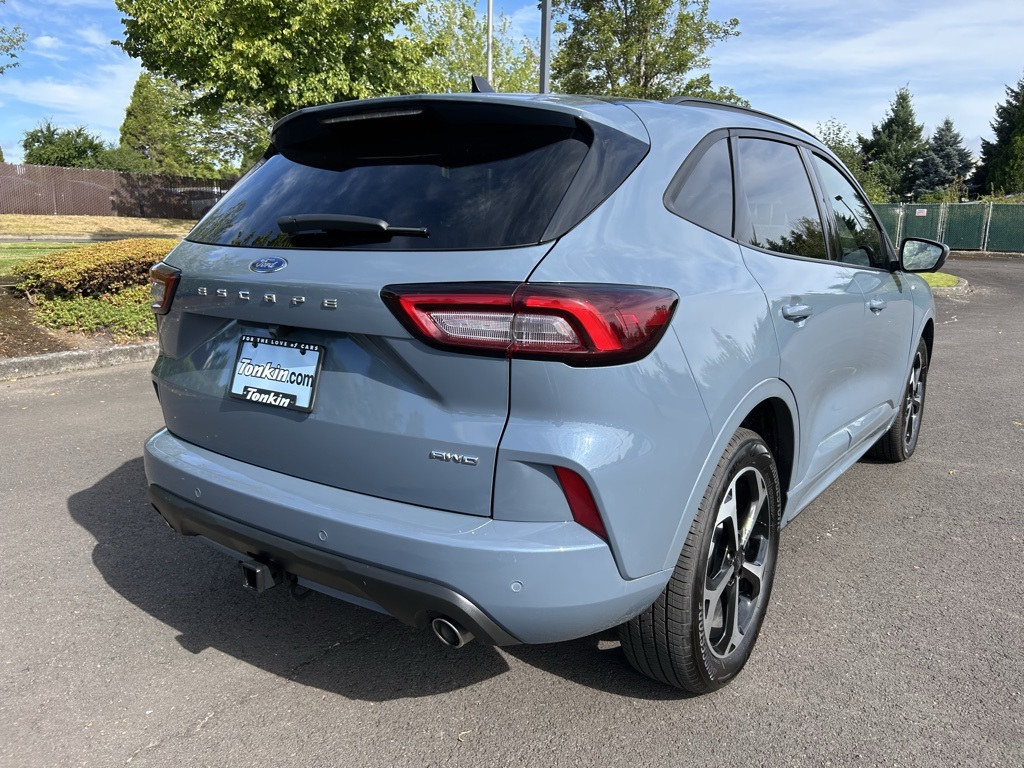 2024 Ford Escape ST-Line Select photo 6