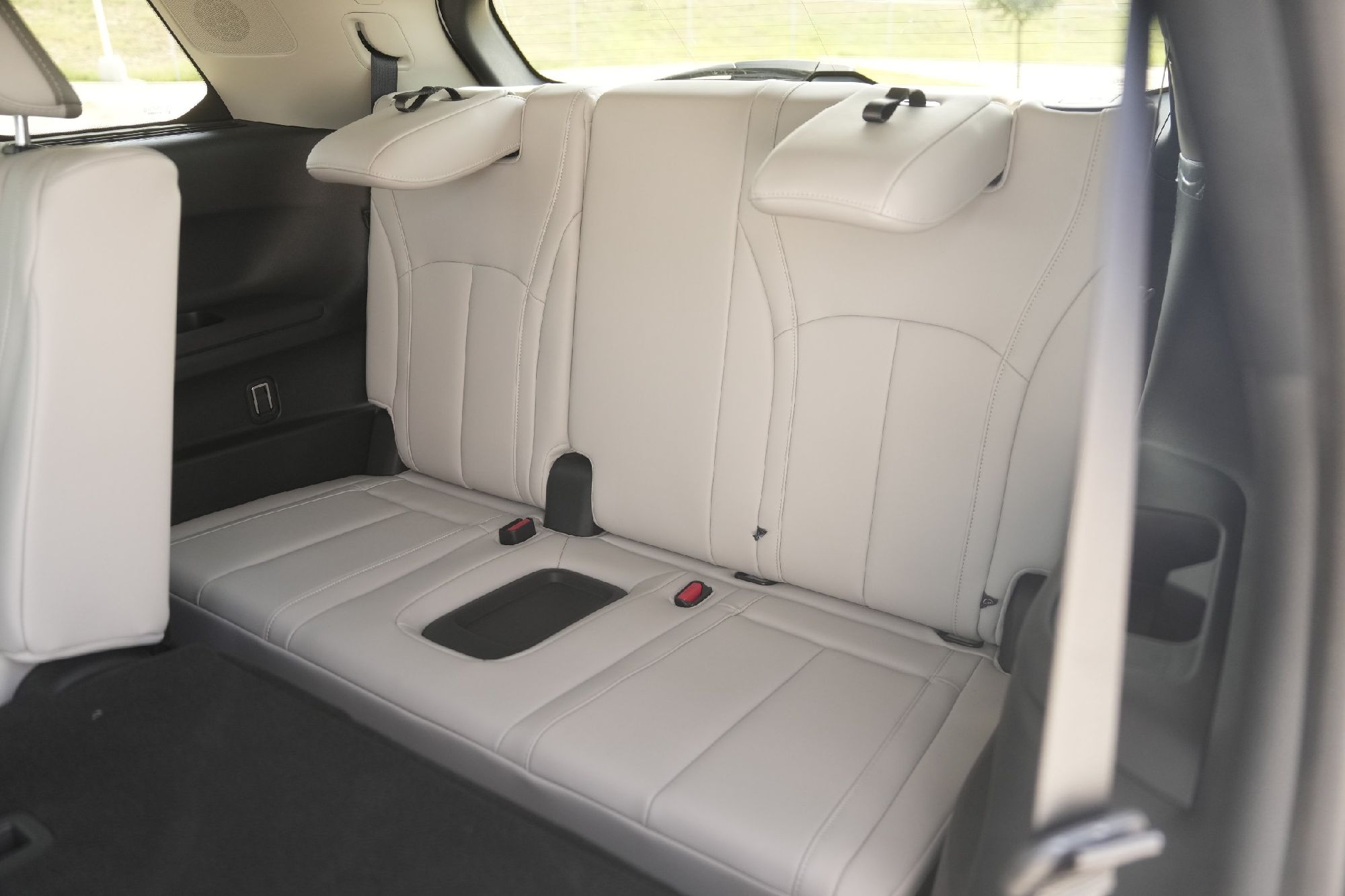 2026 Infiniti QX60 Luxe photo 19