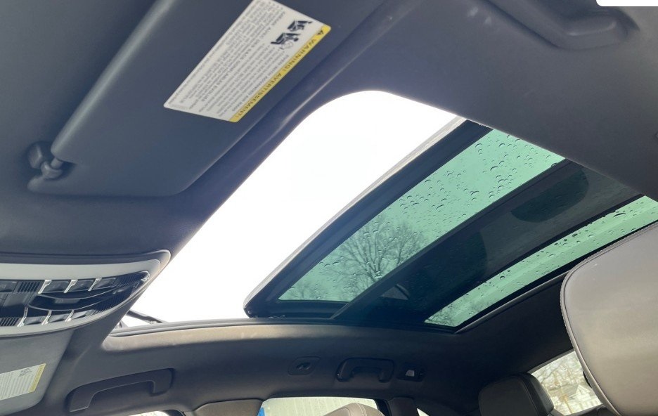 2022 PORSCHE MACAN - Image 4