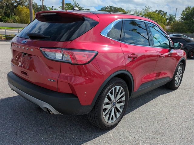 2020 Ford Escape Titanium Hybrid photo 4