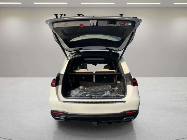 2025 Mercedes Benz GLS 450 4MATIC photo 17