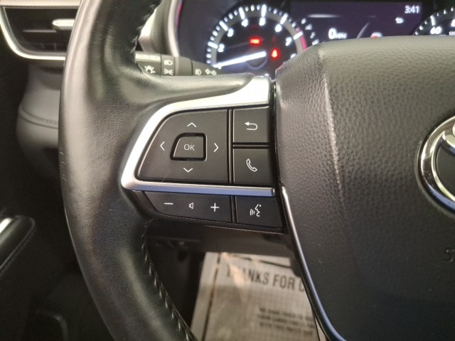 2020 Toyota Highlander Platinum photo 15