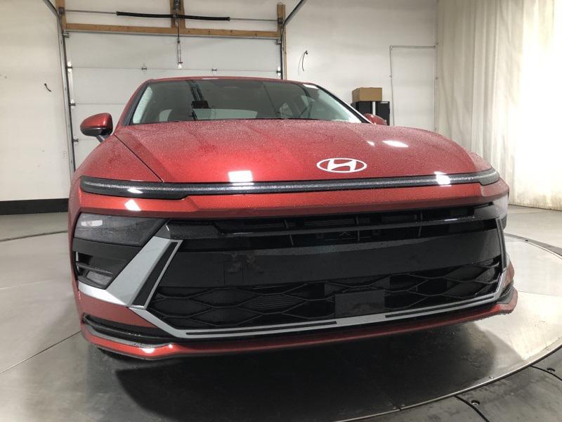 2026 Hyundai Sonata Hybrid Blue photo 2