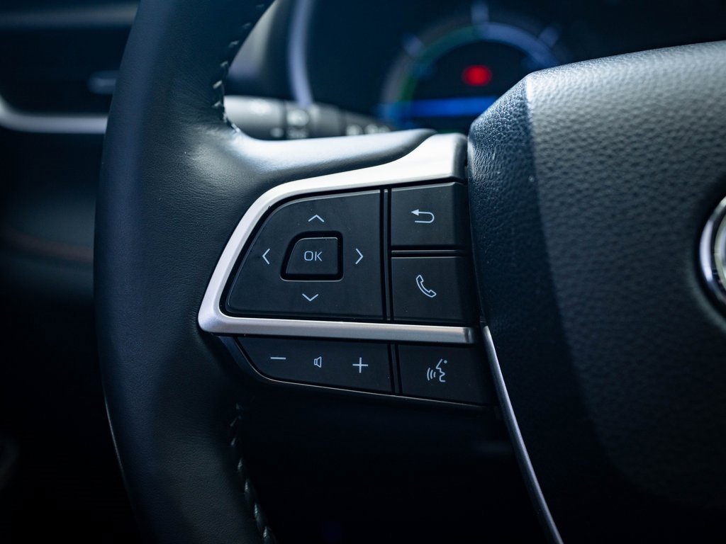2022 Toyota Highlander Hybrid Bronze Edition photo 24