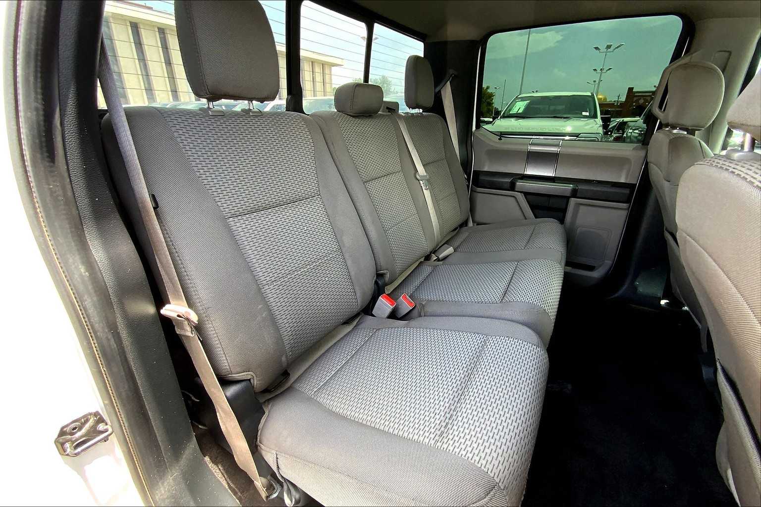2020 Ford F-150 XLT photo 36