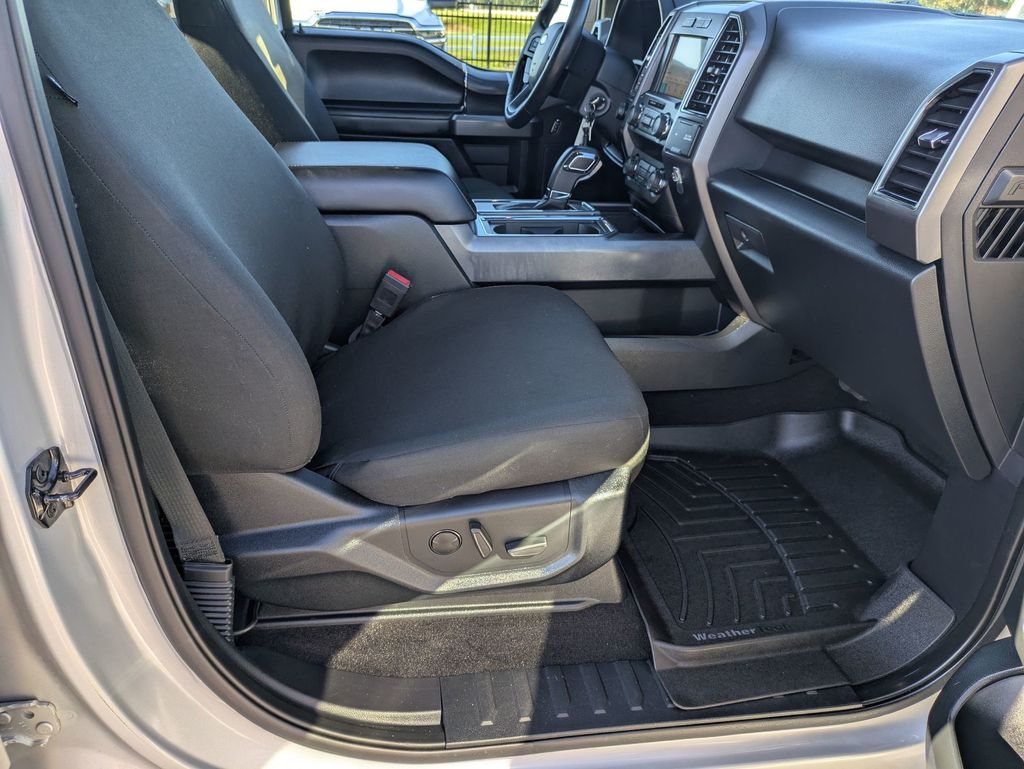 2019 Ford F-150 XLT photo 29