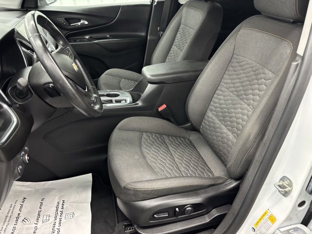2020 Chevrolet Equinox LT photo 13