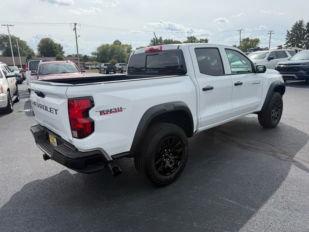 2024 Chevrolet Colorado Trail Boss photo 5