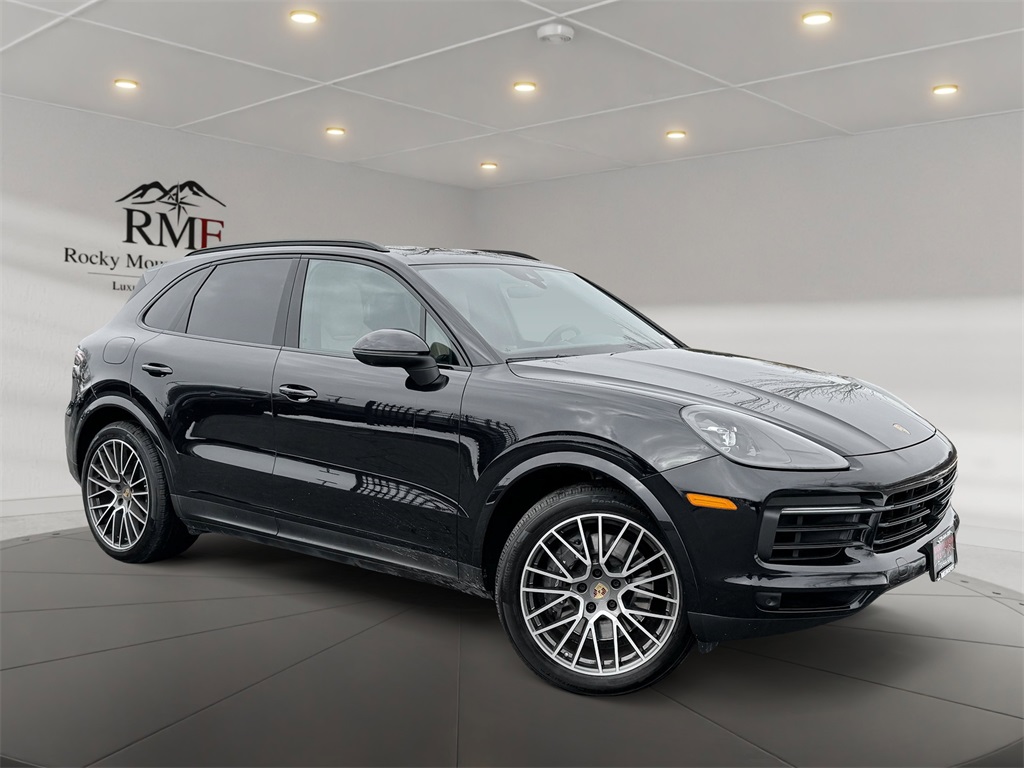 2022 Porsche Cayenne's photo