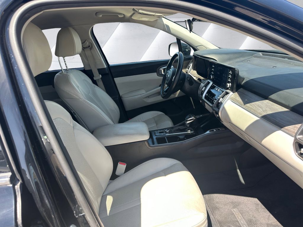 2021 Kia Sorento EX photo 12
