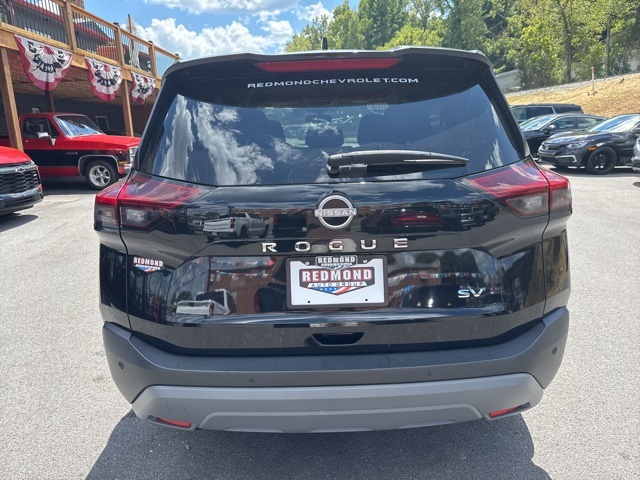 2023 Nissan Rogue SV photo 5