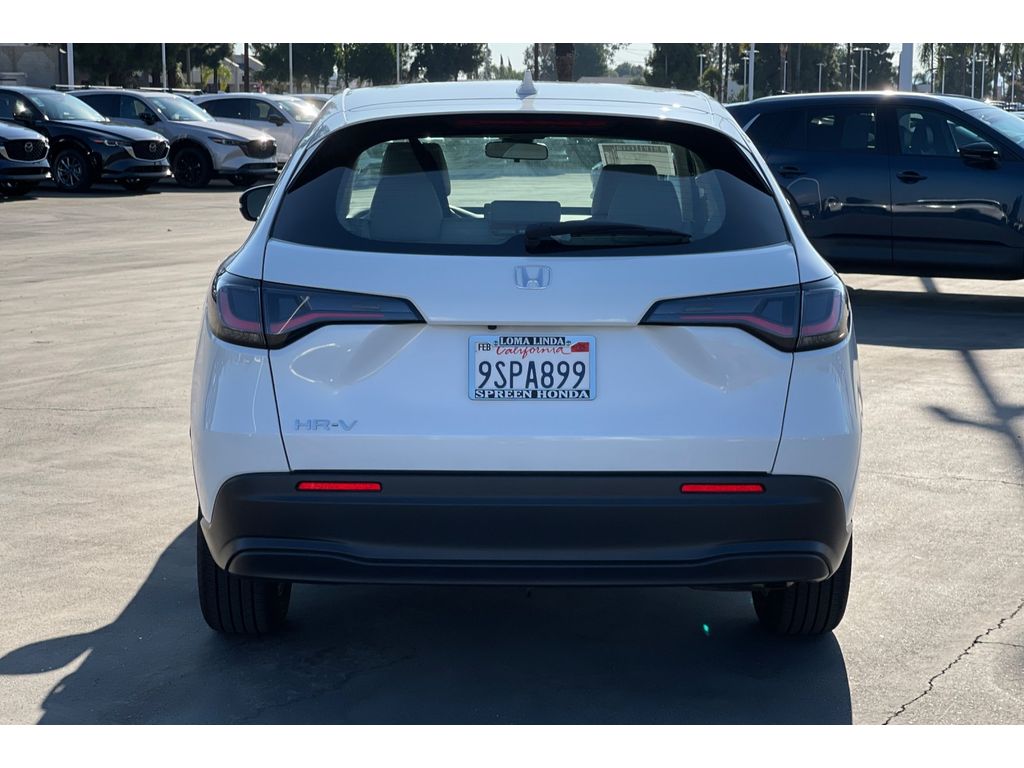 2025 Honda HR-V LX photo 4
