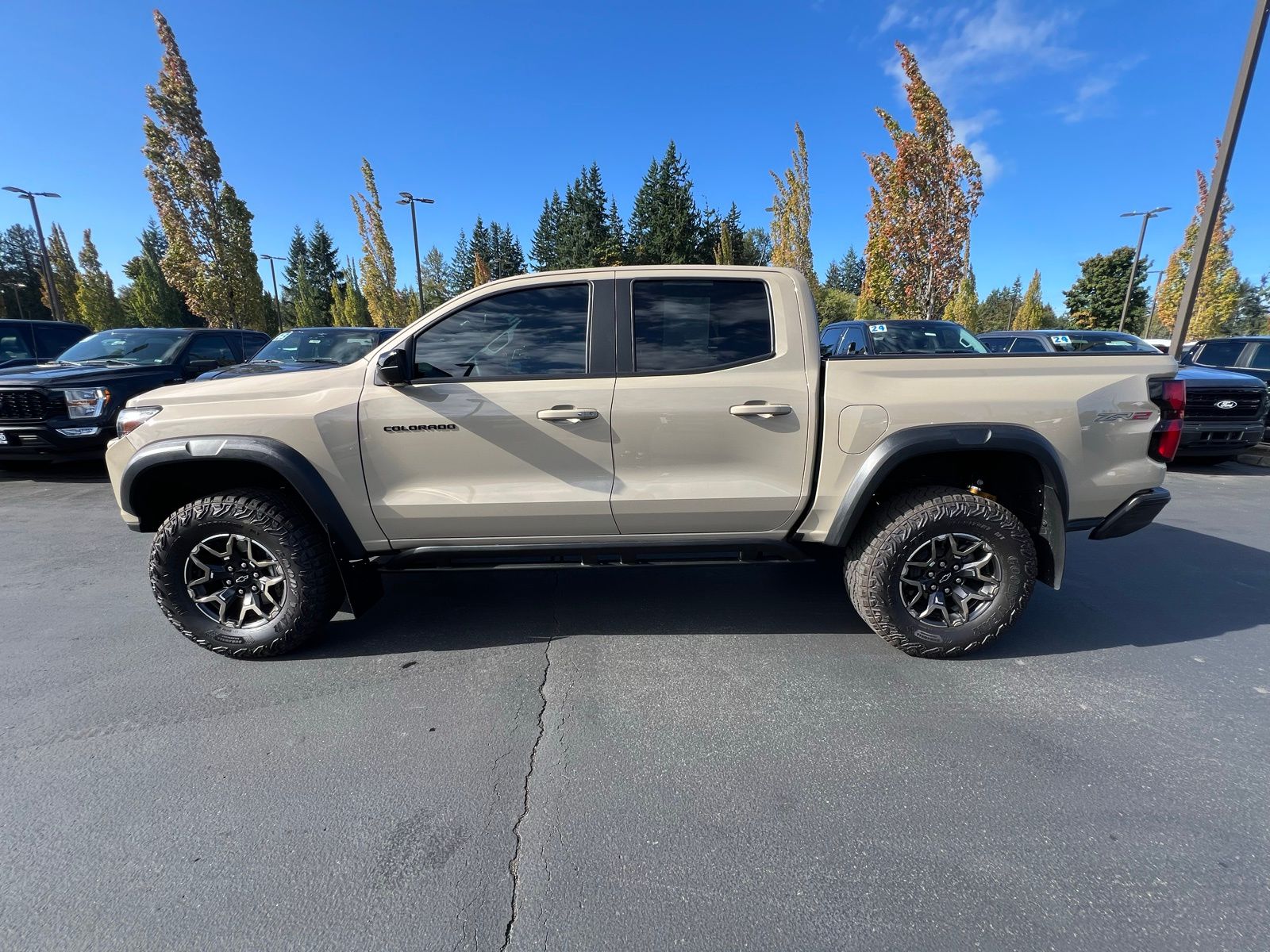 2024 Chevrolet Colorado ZR2 photo 9