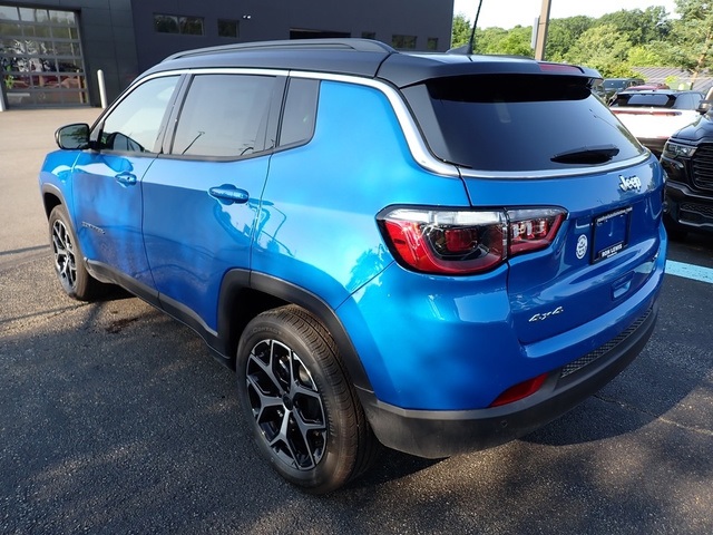 2025 Jeep Compass Limited photo 3