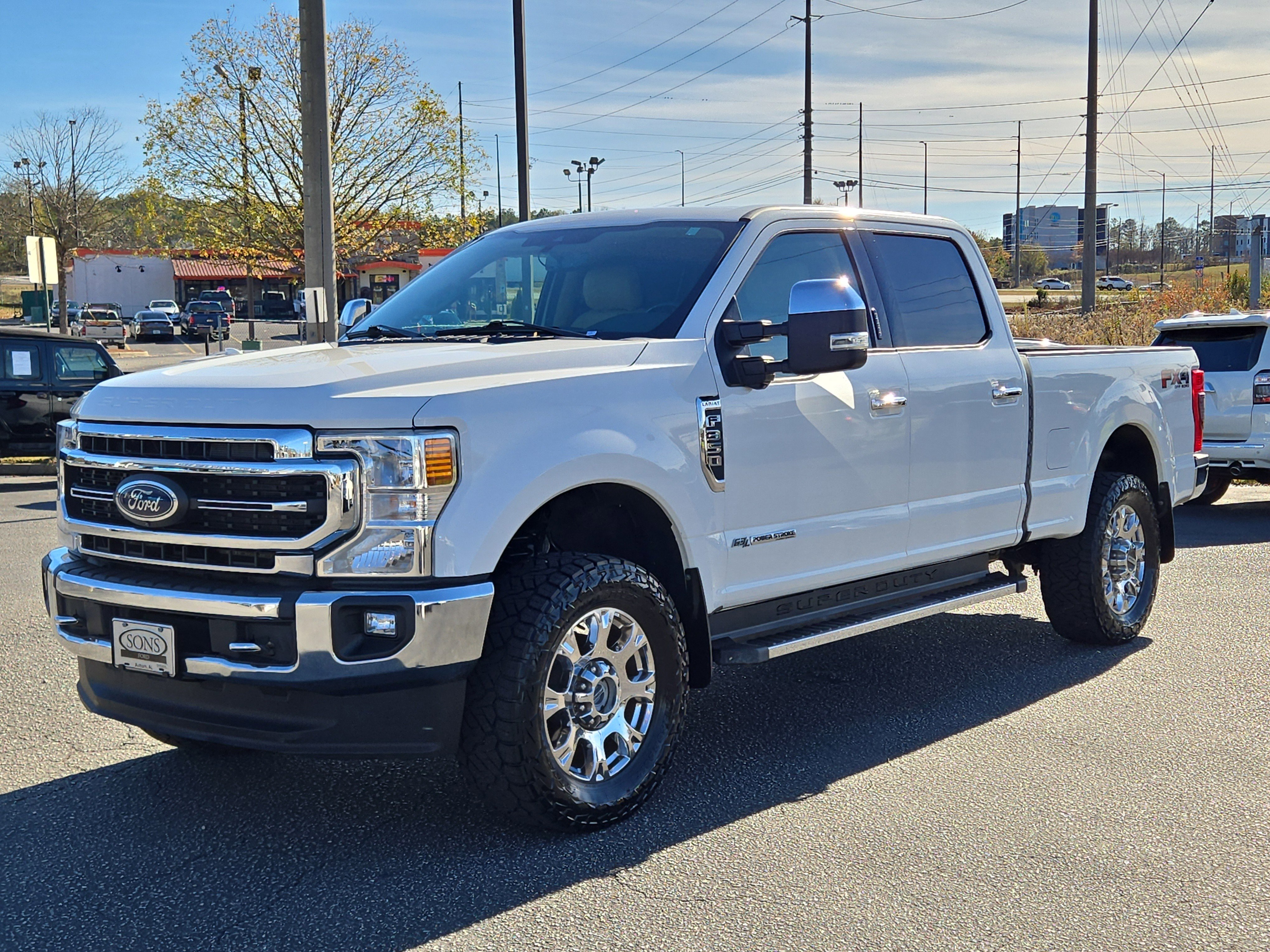 2021 Ford F-350 Super Duty Lariat's photo