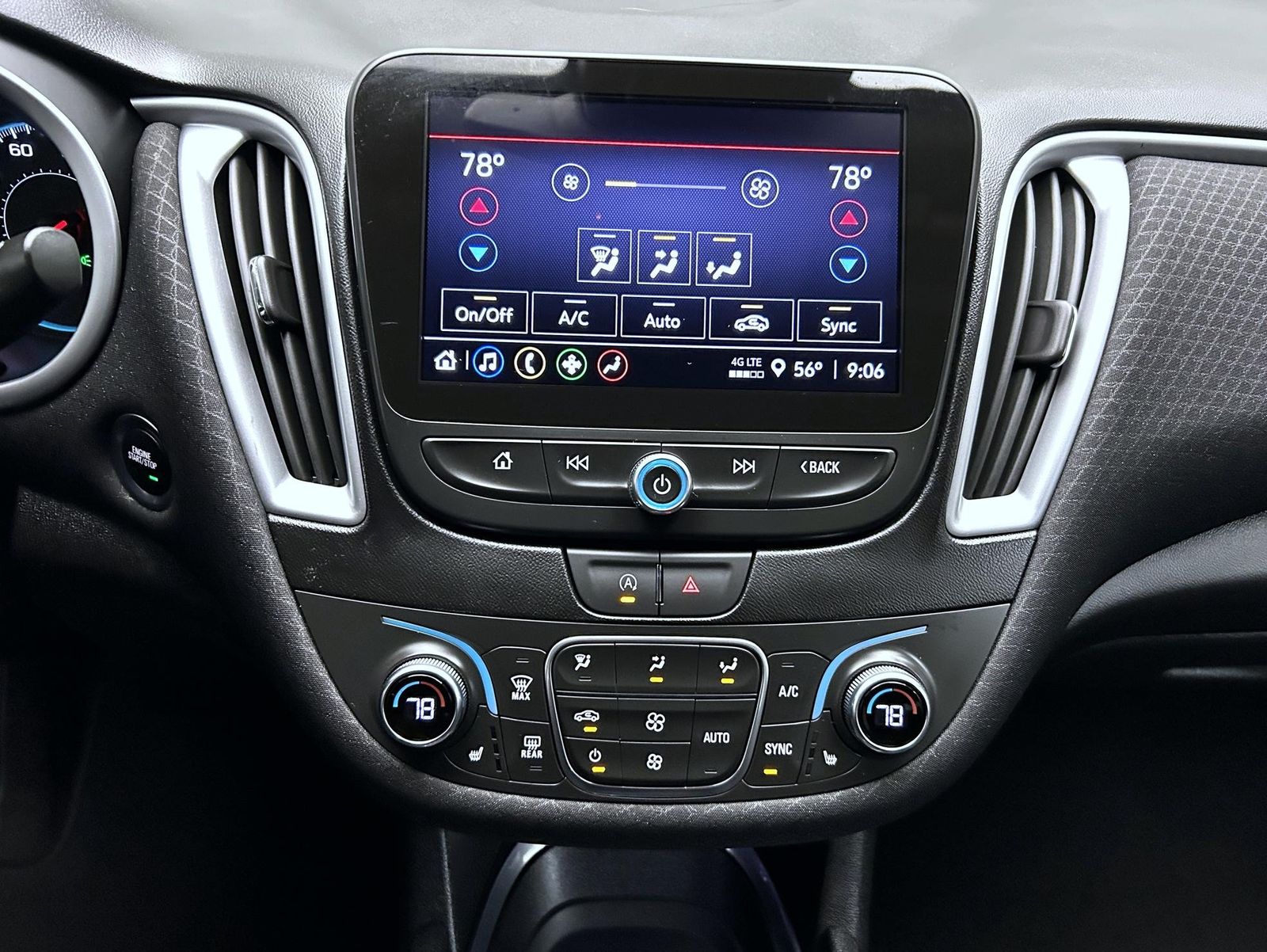 2023 Chevrolet Malibu 1LT photo 12
