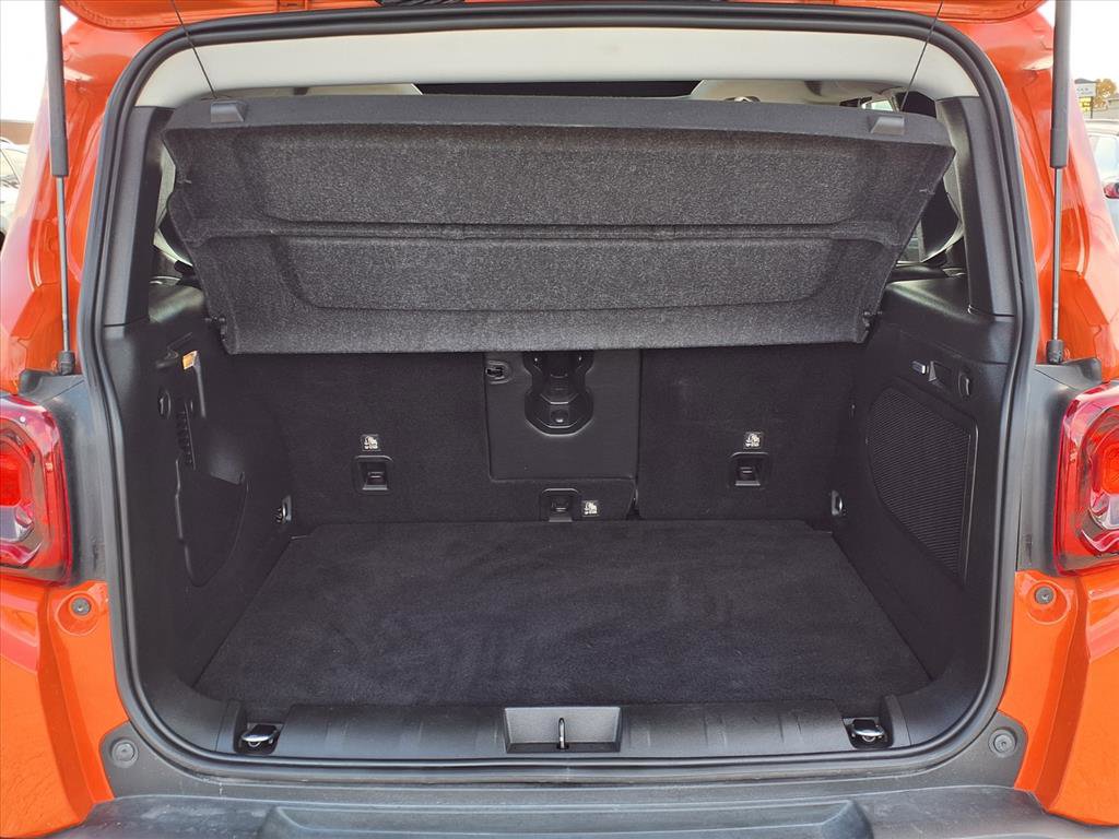 2021 Jeep Renegade Trailhawk photo 2