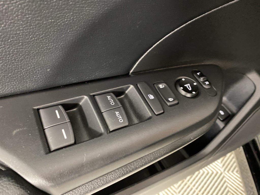2019 Honda Civic Touring photo 12
