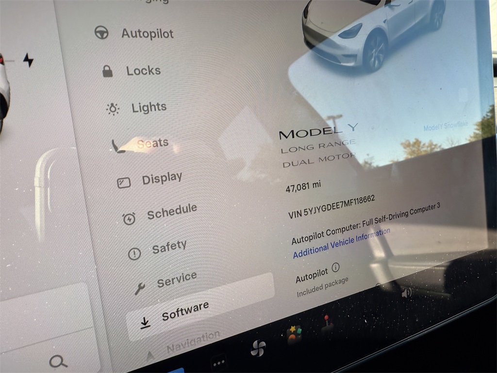 2021 Tesla Model Y Long Range photo 4