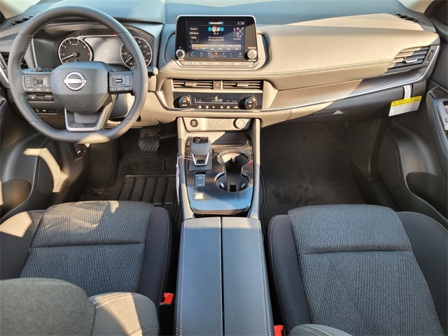 2026 Nissan Rogue SV photo 14