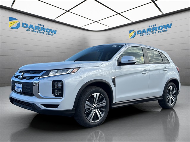 2025 Mitsubishi Outlander Sport SE's photo