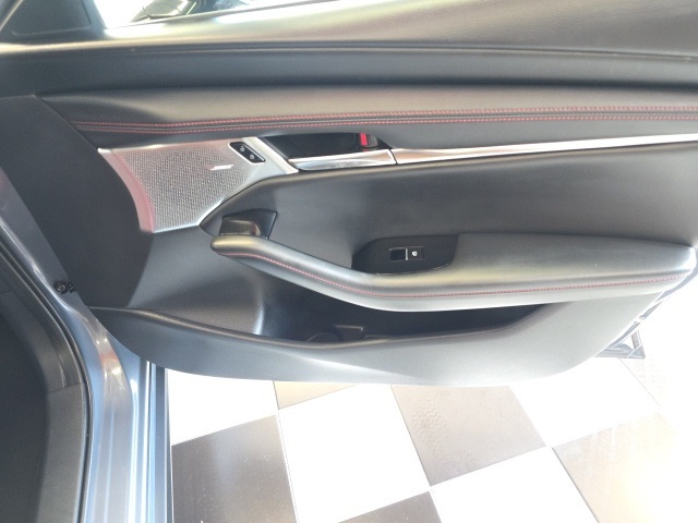 2023 Mazda Mazda3 2.5 s Carbon photo 20