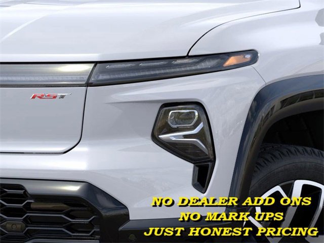 2025 Chevrolet Silverado EV RST photo 8