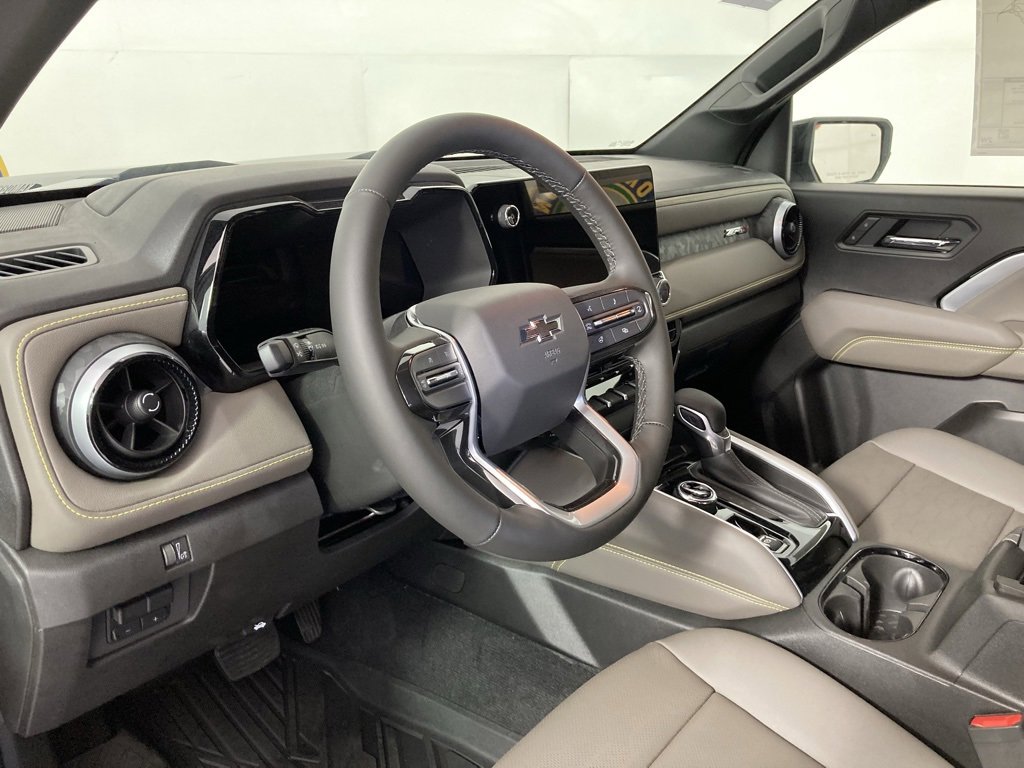 2025 Chevrolet Colorado ZR2 photo 12