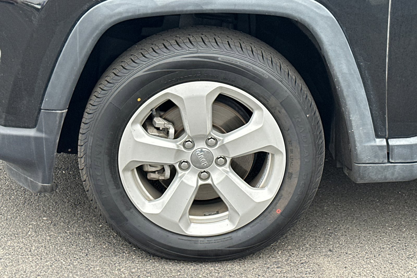 2018 Jeep Compass Latitude photo 4