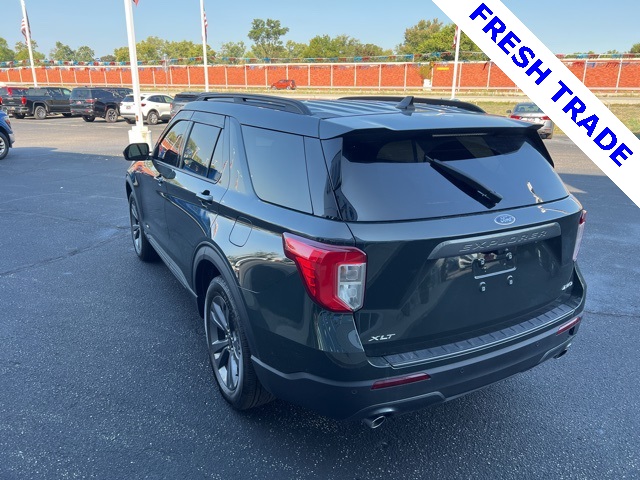 2023 Ford Explorer XLT photo 5