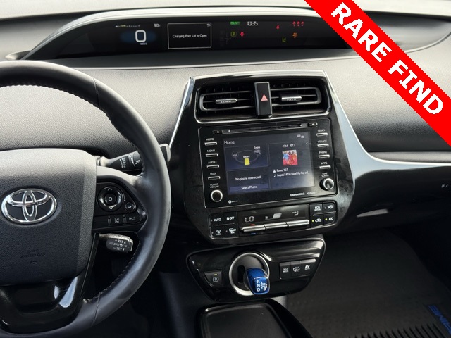 2021 Toyota Prius Prime LE photo 22
