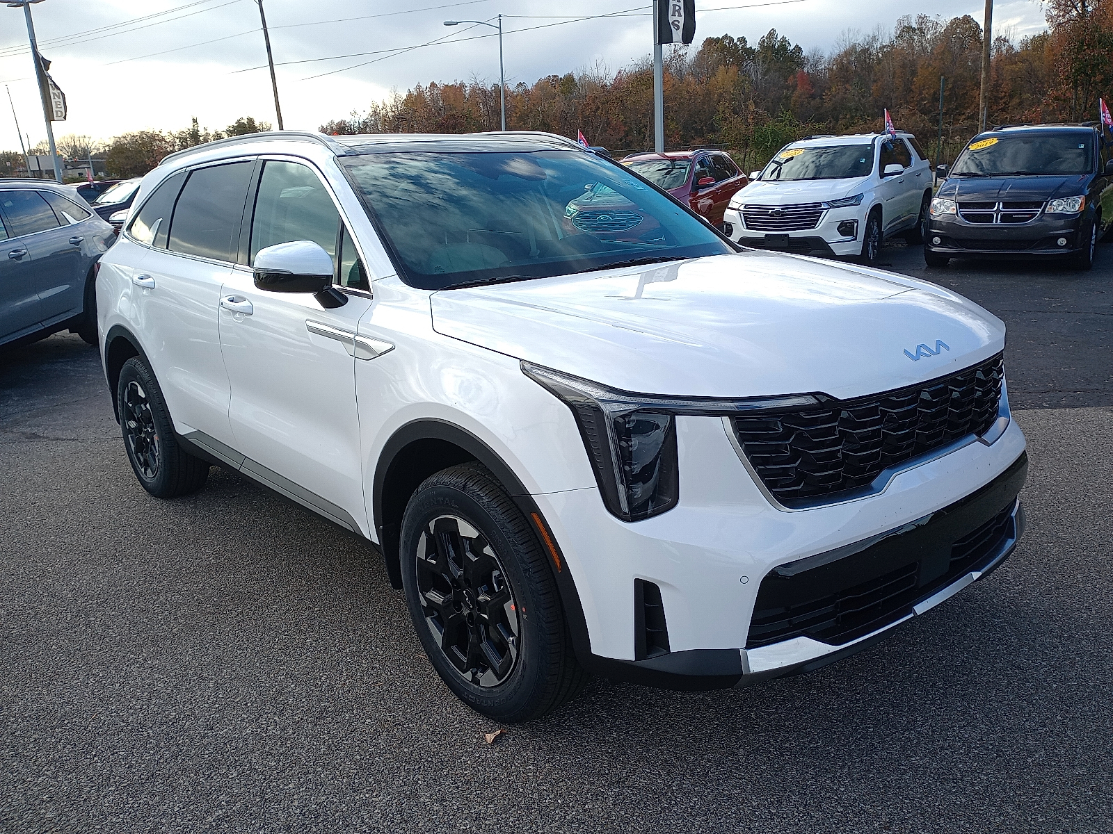 2026 Kia Sorento S's photo