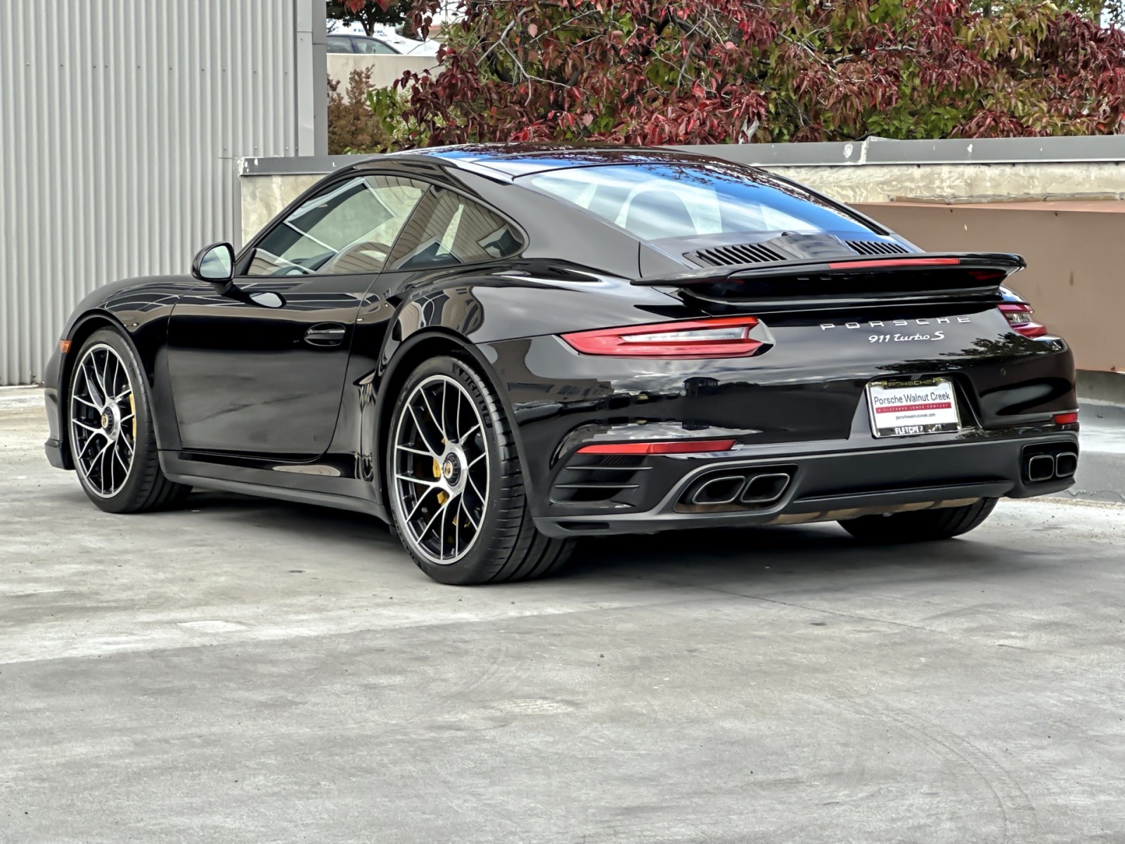 2018 Porsche 911 Turbo S photo 3