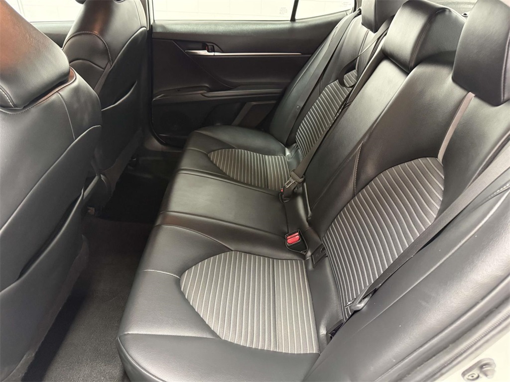 2023 Toyota Camry SE photo 24