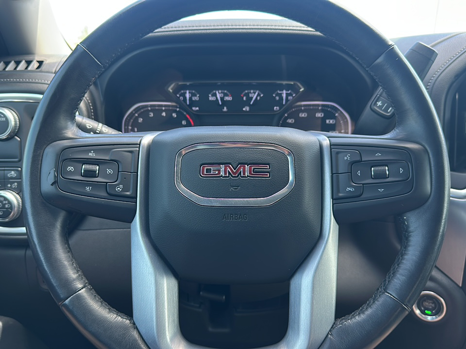 2020 Gmc Sierra 1500 SLT photo 10