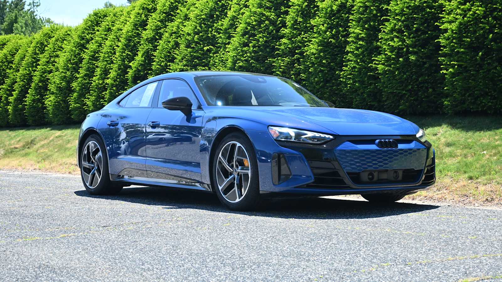 2024 Audi RS e-tron GT Base's photo