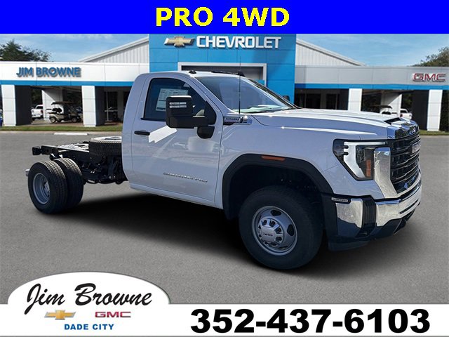 2026 GMC Sierra 3500 Chassis Cab Pro's photo