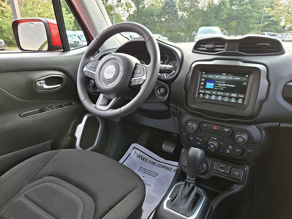 2020 Jeep Renegade Latitude photo 12