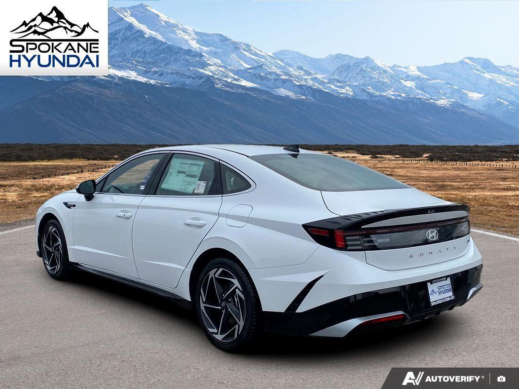 2026 Hyundai Sonata SEL Sport photo 3