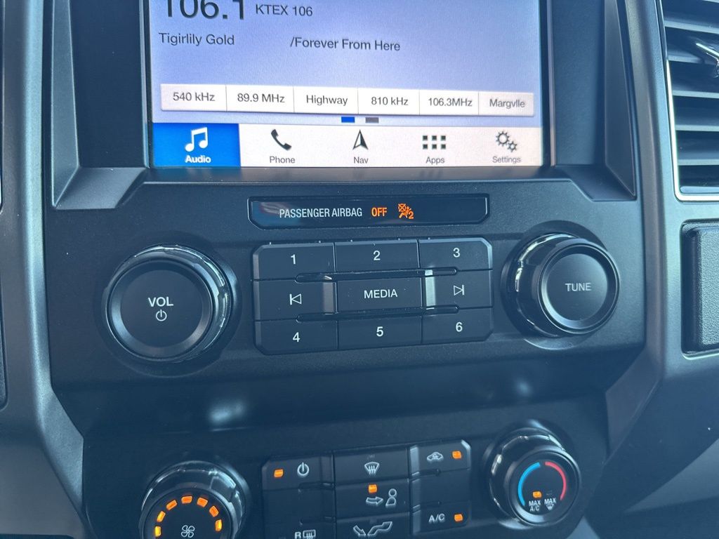 2019 Ford F-150 XLT photo 25