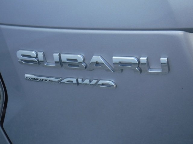 2018 Subaru Forester 2.5i Premium photo 9