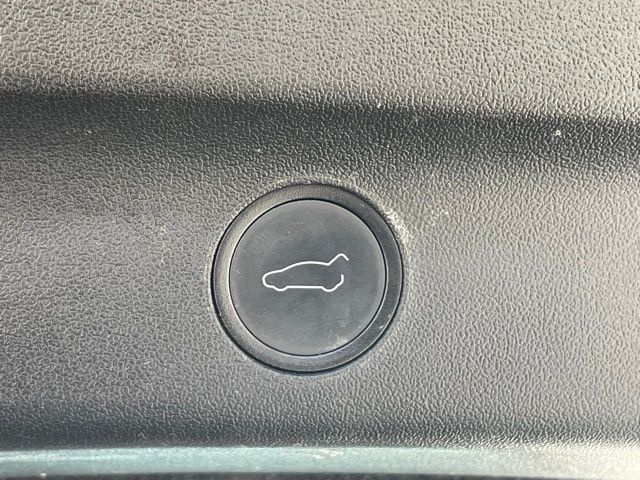 2021 Tesla Model Y Long Range photo 4
