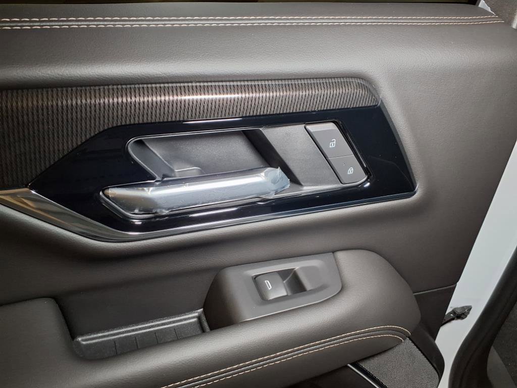 2025 Gmc Yukon photo 12